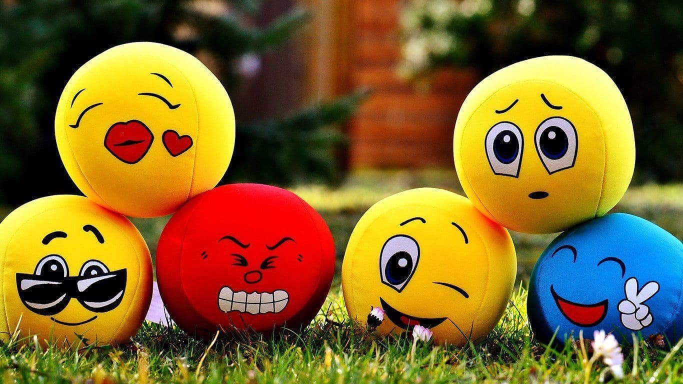 11 Most Commonly Misused Emoticons In Text Conversations