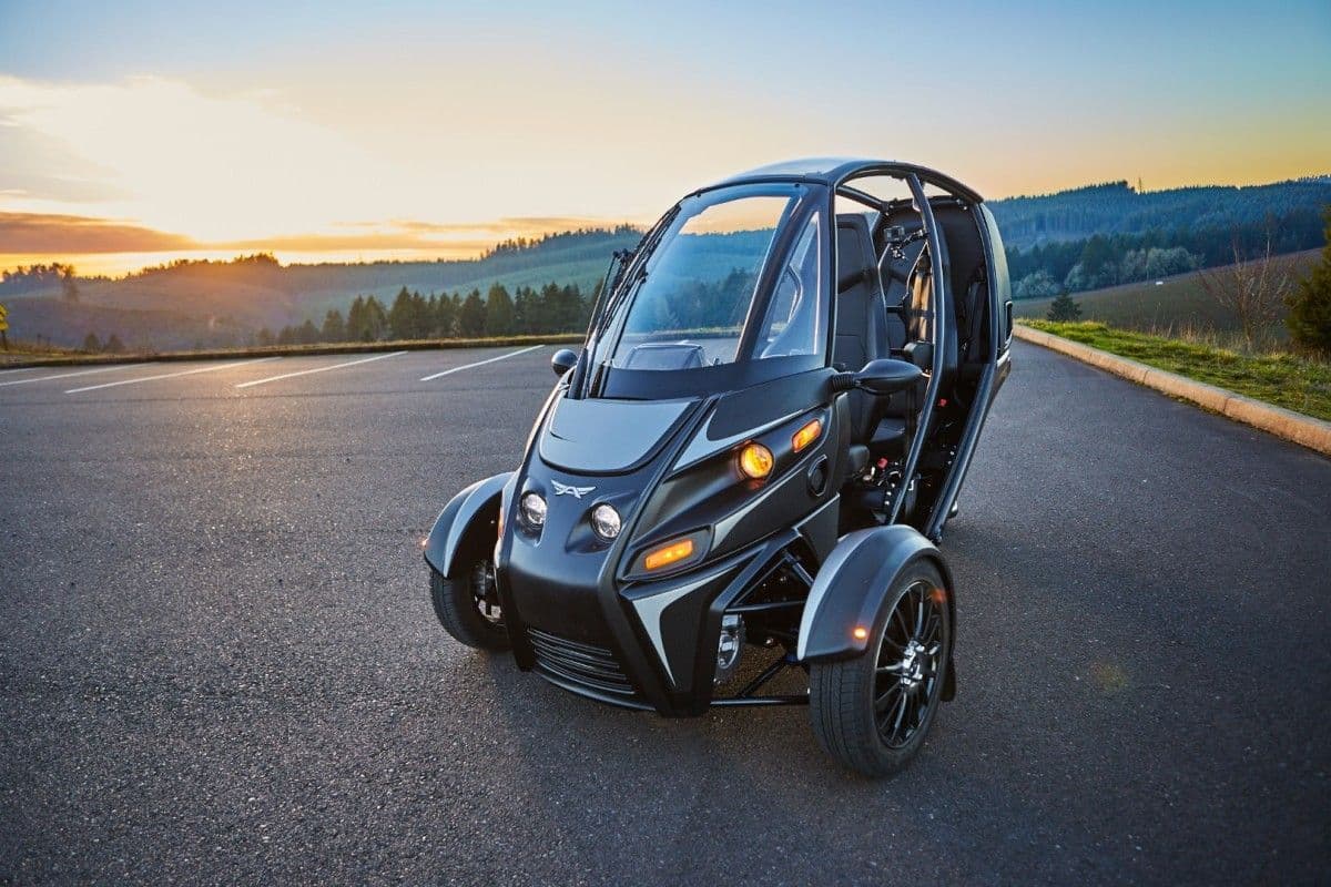 Electric Three-Wheeler Market Trends, Growth, & Outlook 2028