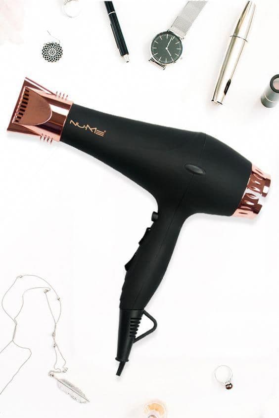 Hair Tools in Australia: Get Volume and Shine for Dry Hair