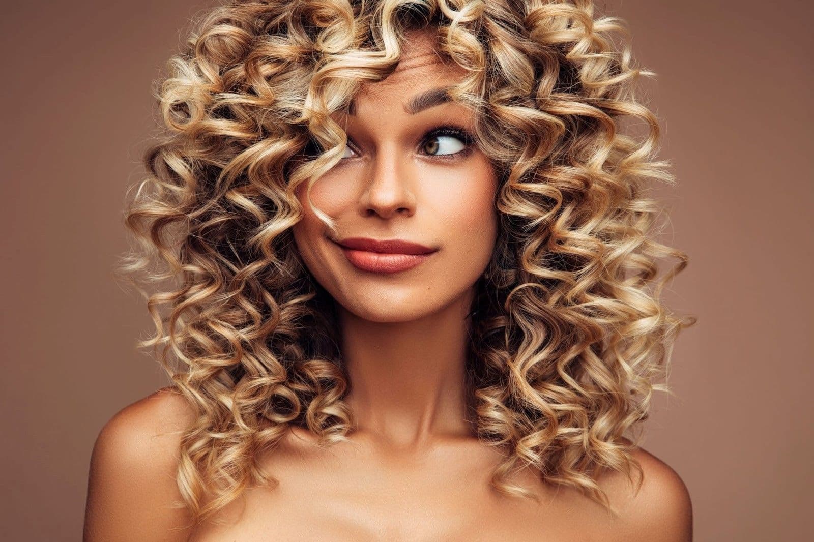 7 Best Wigs for Women in 2022