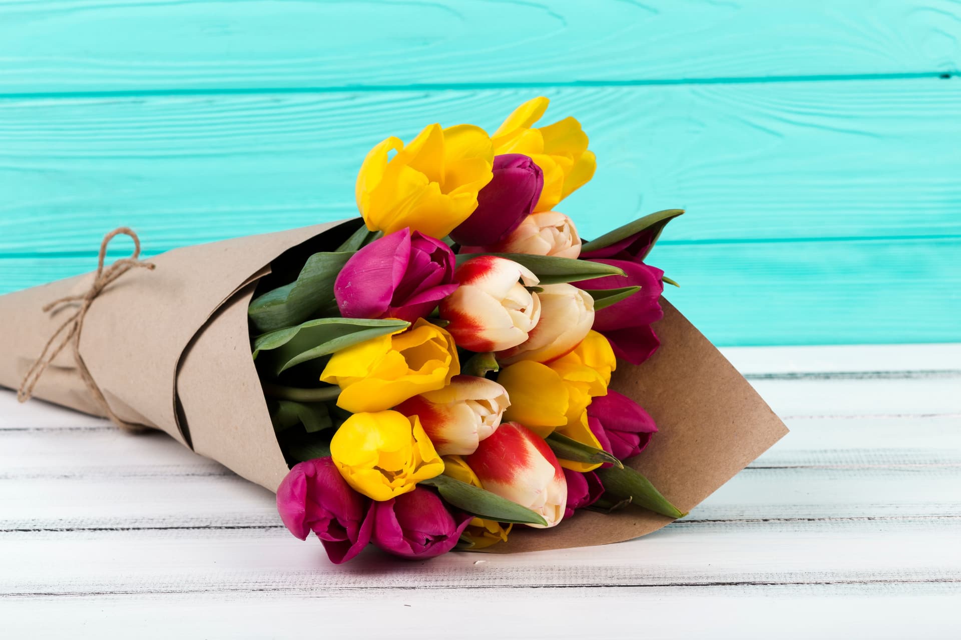 Flower Care: How to Keep Your Flowers Fresh for Longer