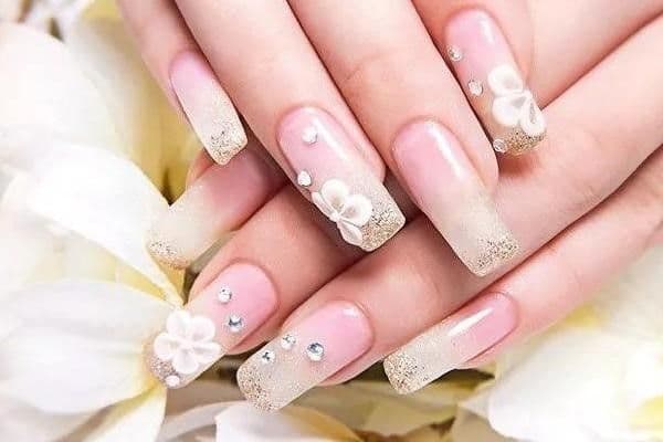 The "Nail Economy" Will Replace the "Lipstick economy."