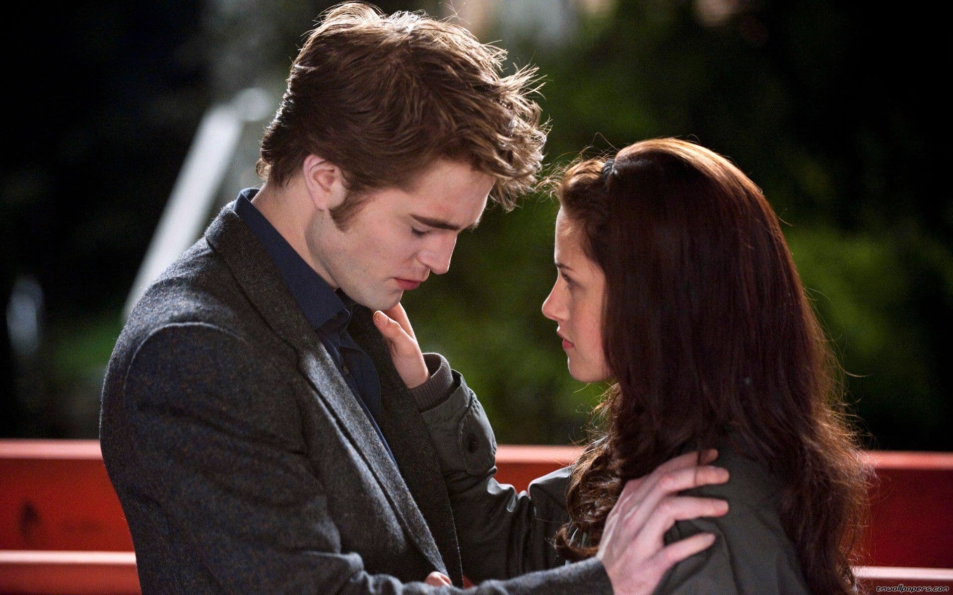 12 Twilight Facts That Will Absolutely Make Your Headspin
