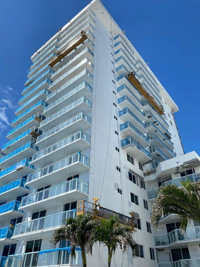 Commercial Waterproofing Contractors in Broward County