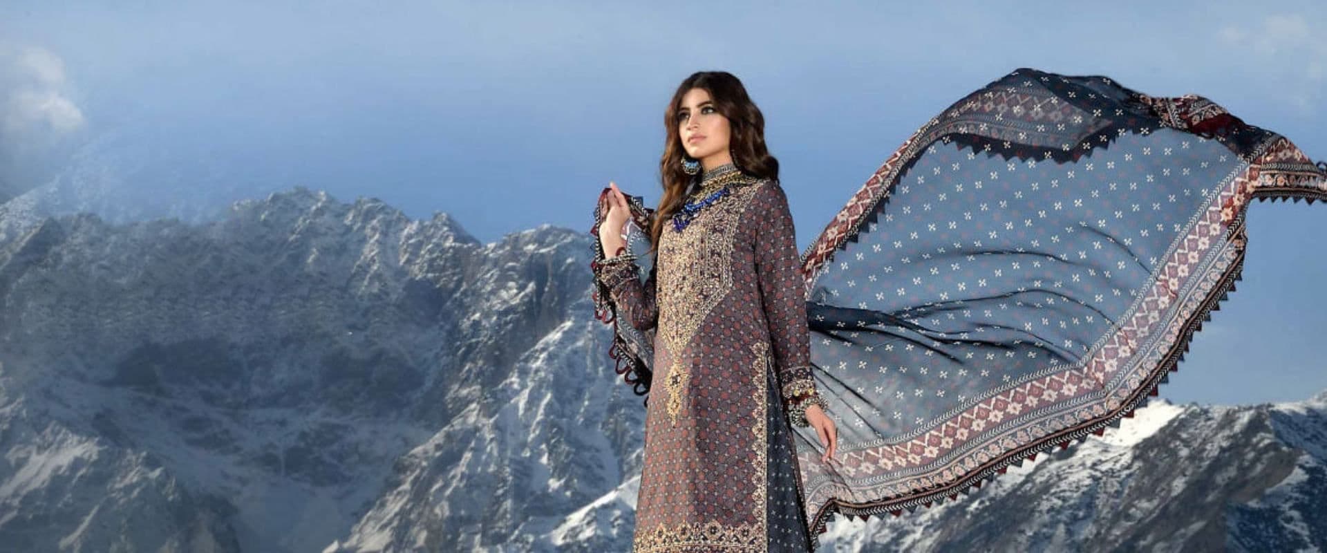 Exploring Asim Jofa Replica dresse:Affordable In Fashion