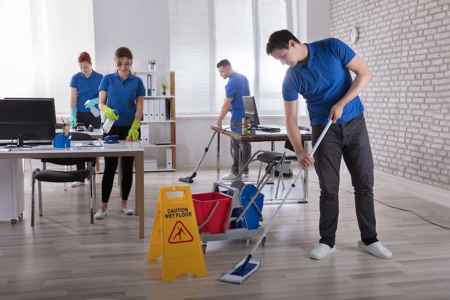 Expert Tips for Choosing the Right Commercial Cleaning Company