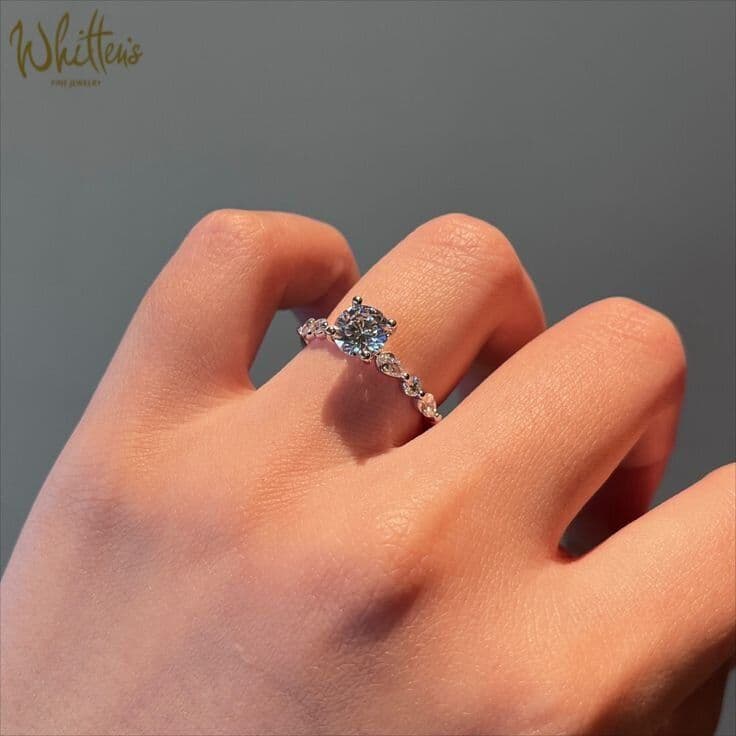 How Should Couples Choose Engagement Rings?