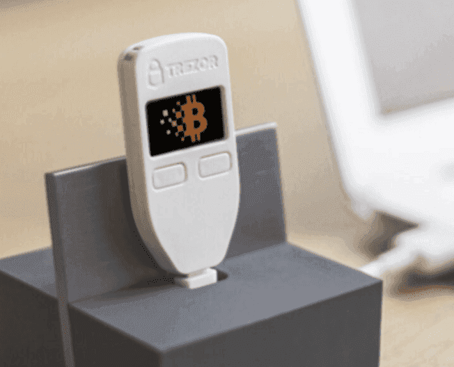 Hardware crypto wallets — overview