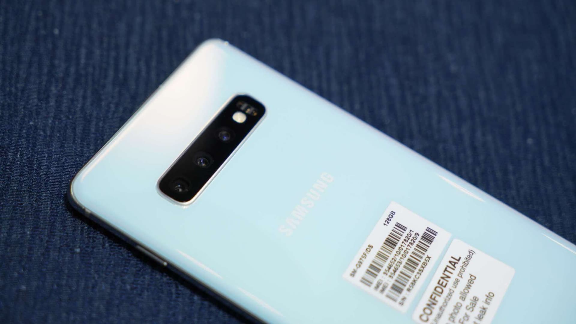 Samsung Galaxy S10 vs. S10 Plus: Which Mobile Is Perfect?