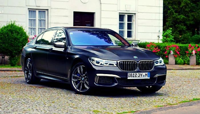 Save Money Without Sacrificing Quality With Cheap Limo