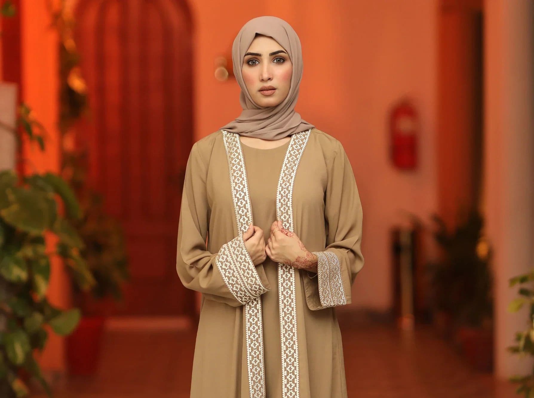 Fashion Forward: Top Open Abaya Trends in 2023