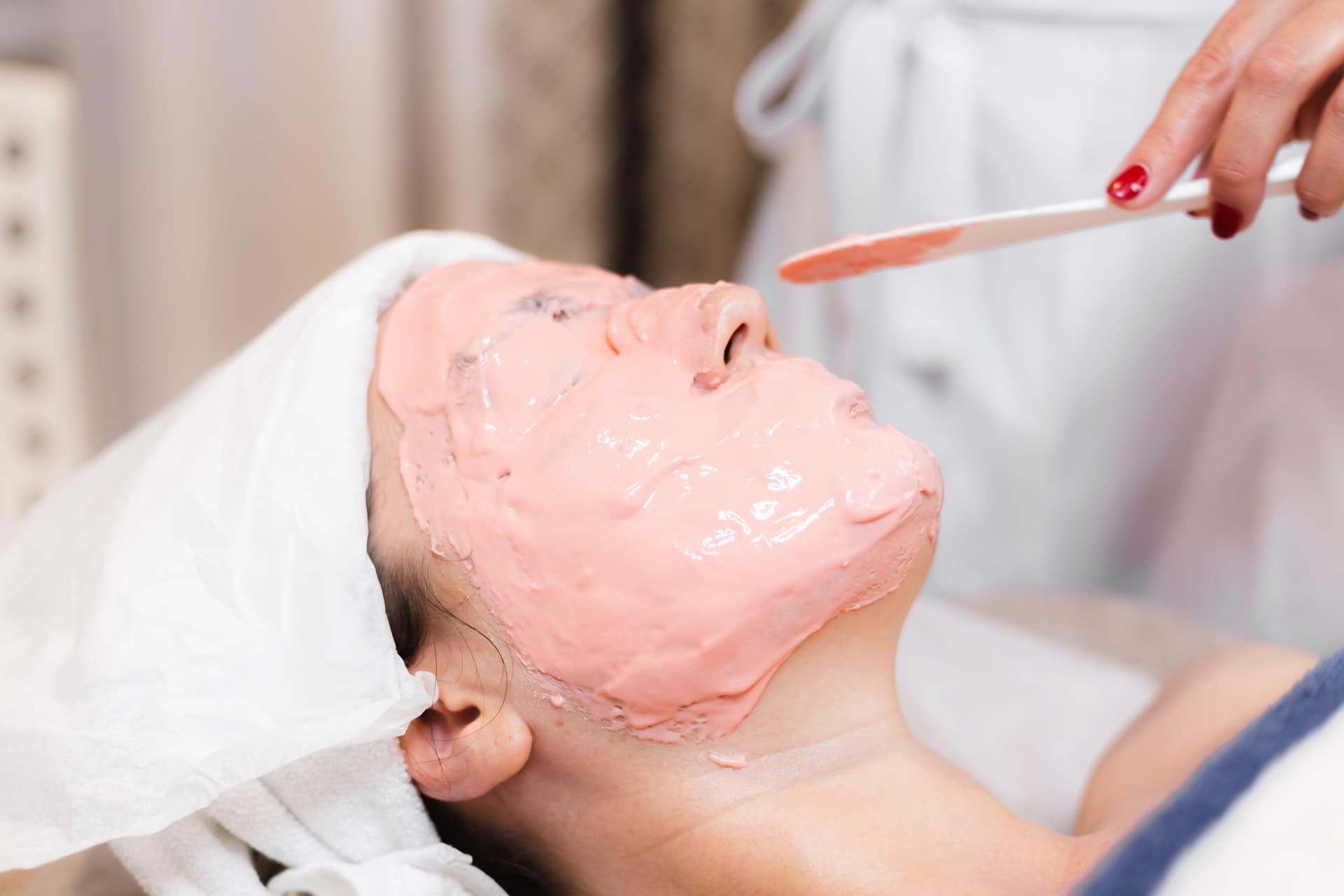 Secret to Flawless Skin With Our Deep Pore Cleansing Facial!
