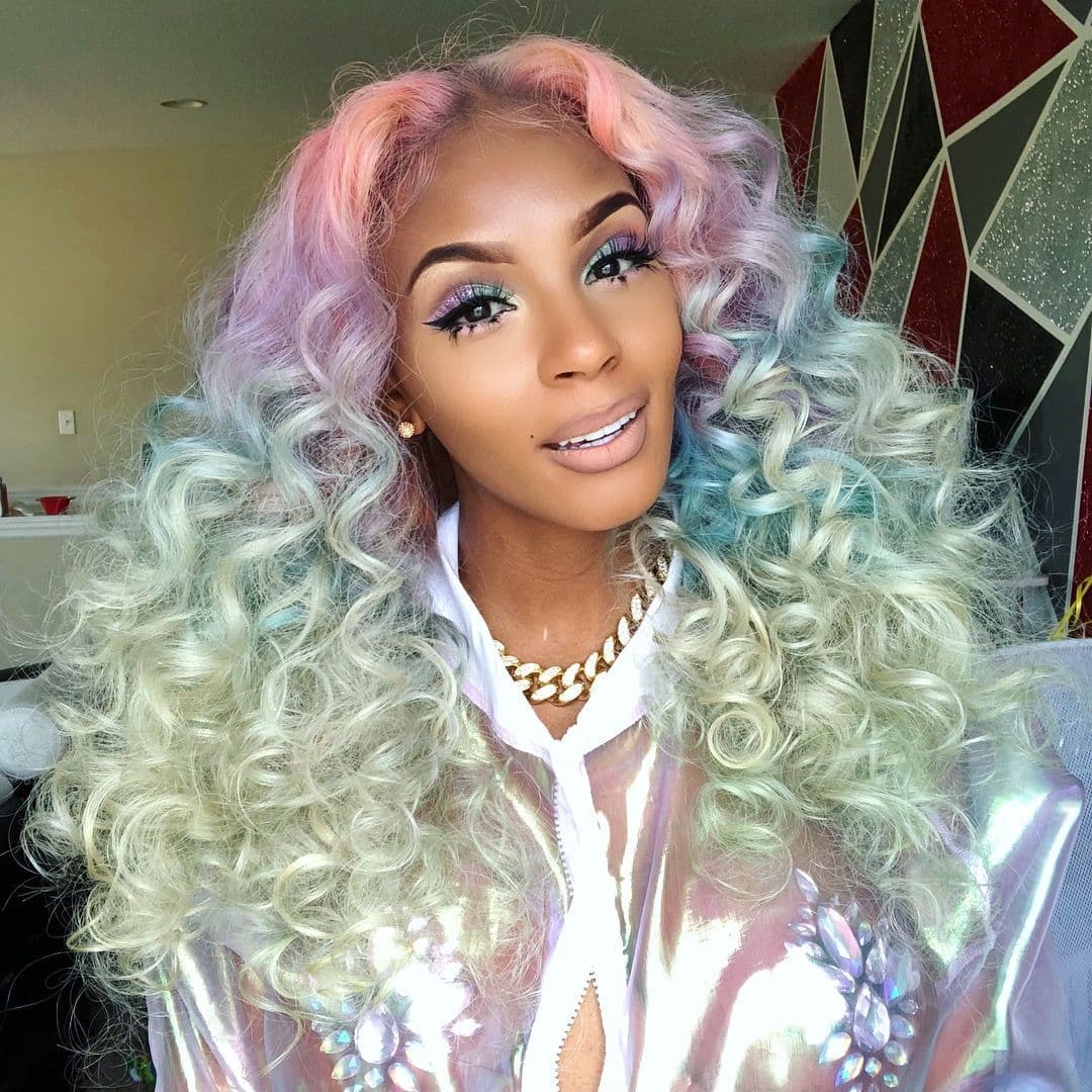 Dive Into Glamour: The Hottest Trends in Colored Lace Front Wigs